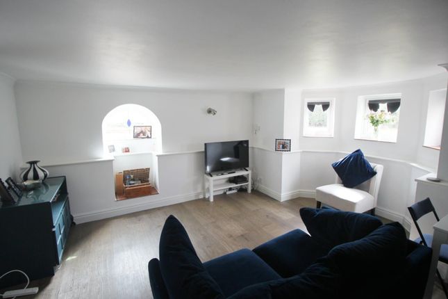 Flat 1, Marina View, 17 Abbey Hill, Southampton photo 3