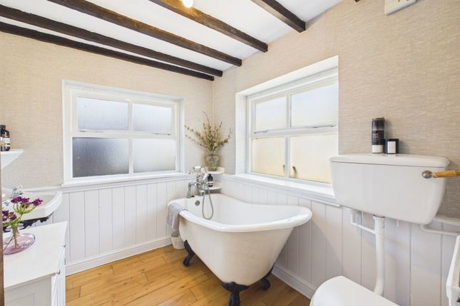 Whitcombe Cottages,2, Calne photo 4