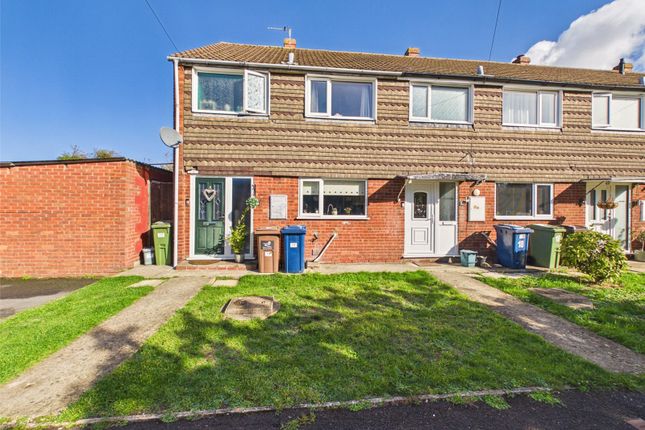 3-bed terraced on Westover Court, Gloucester, £275,000