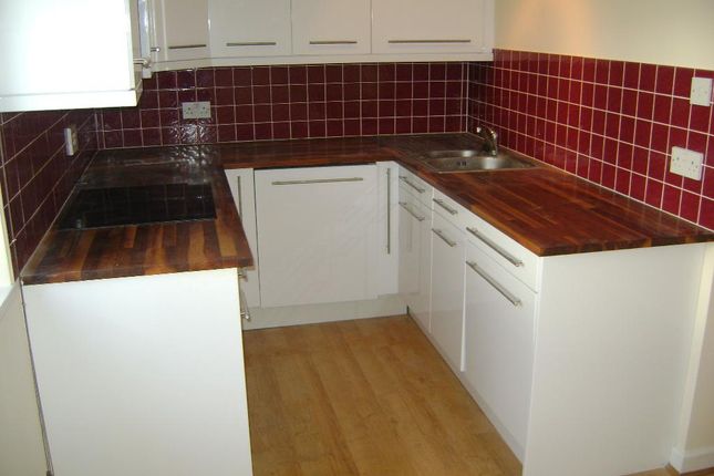Flat 4, 46, Charles Street, Petersfield photo 5