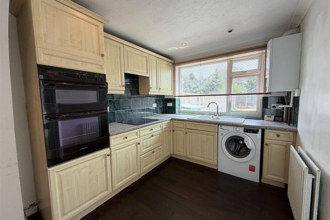 159, Winchester Road, London photo 5