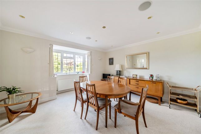 Shirley,, Cobham Way, East Horsley photo 4