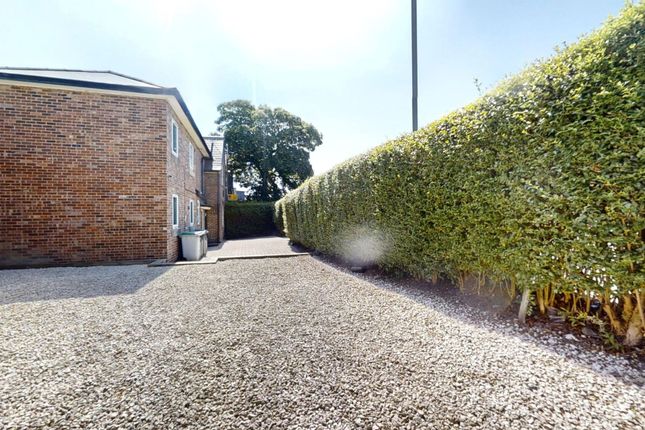 145 Charlotte Road, Sheffield photo 4