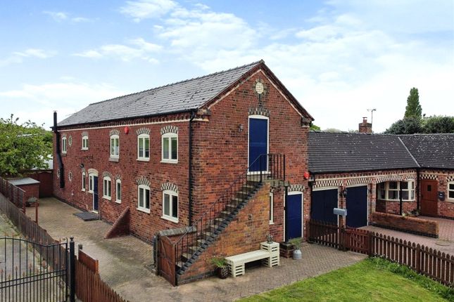 Thumbnail Barn conversion for sale in Hall Lane, Brinsley, Nottingham, Nottinghamshire