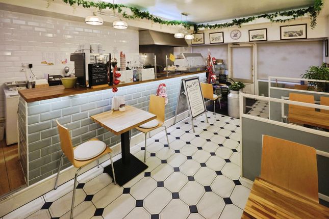 Cafe, 10, Fore Bondgate, Bishop Auckland photo 3