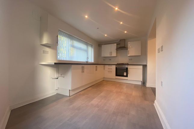 53, Forest Avenue, WALSALL photo 2