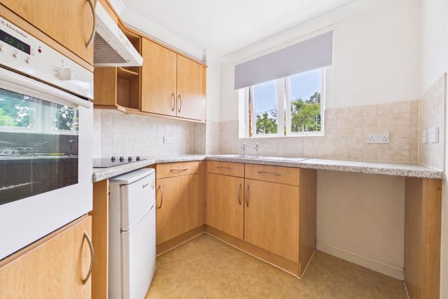 22, Stevens Court, Winnersh photo 4