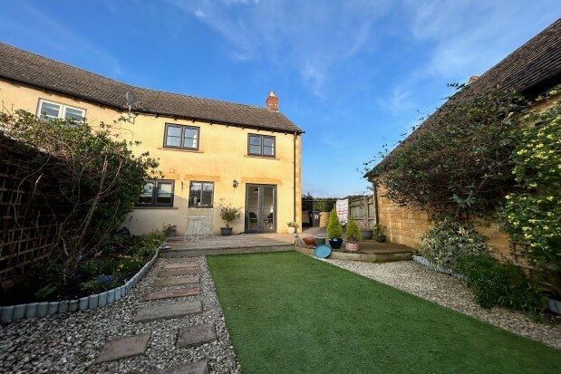 Cottage to rent in Castle Nurseries, Chipping Campden