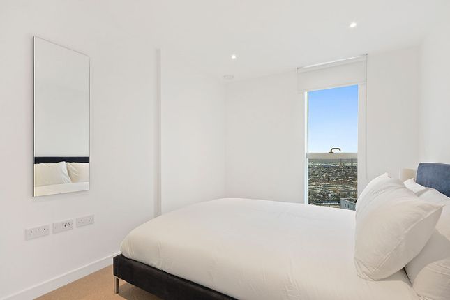 Pinnacle Apartments, Croydon photo 4