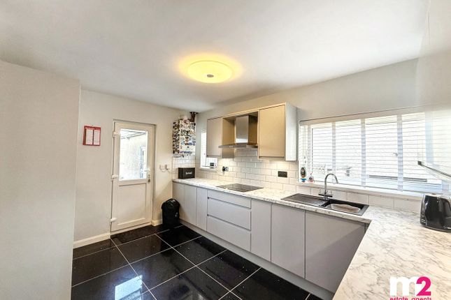 Gaer Park Lane, Newport photo 5