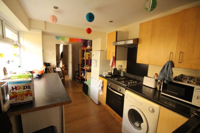 4-bed terraced on 31, May Street, Cardiff, £2,040/mo