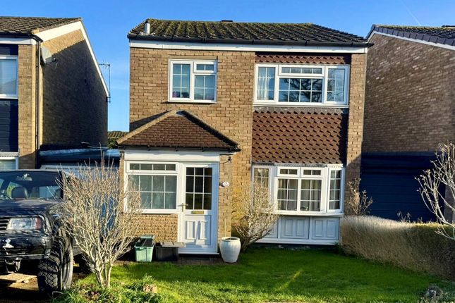 9, Lullarook Close, Westerham photo 2