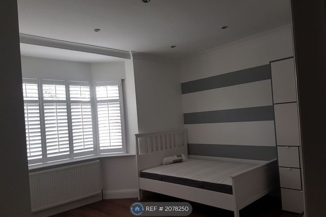 Thumbnail Studio to rent in Old Ruislip Road, Northolt