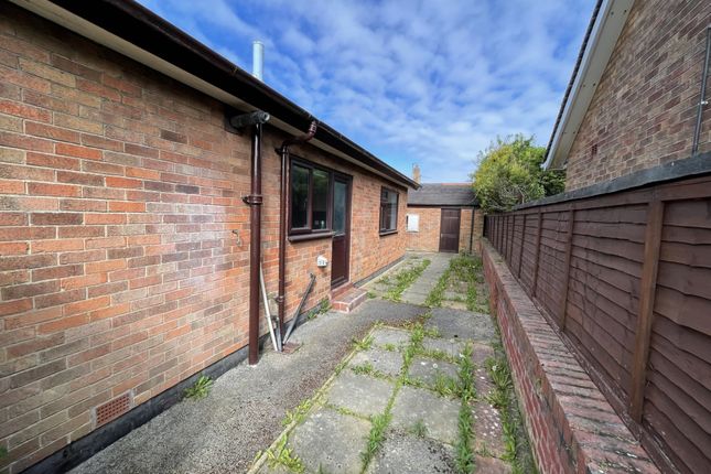 Bungalow for sale in Gretdale Avenue, St Annes