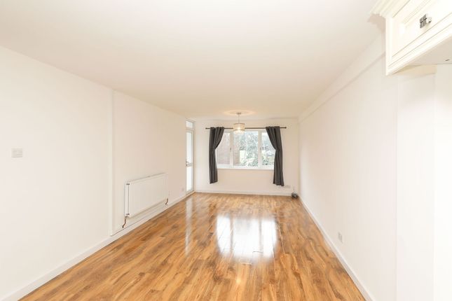 53 Richmond Park Grove, Sheffield photo 3
