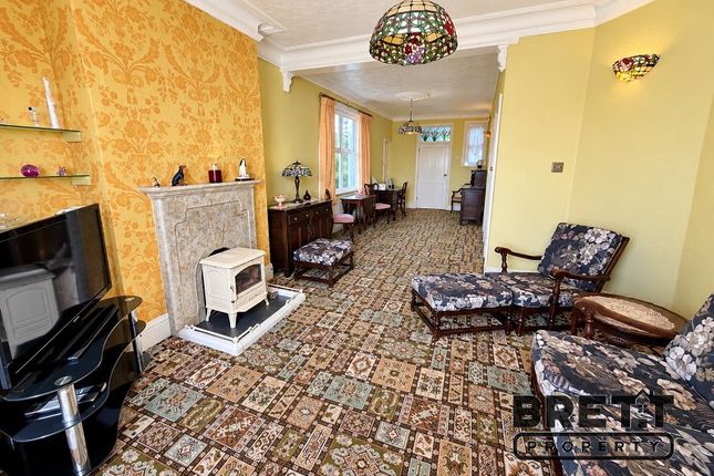 Stradbroke Lodge, The Rath, Milford Haven photo 3