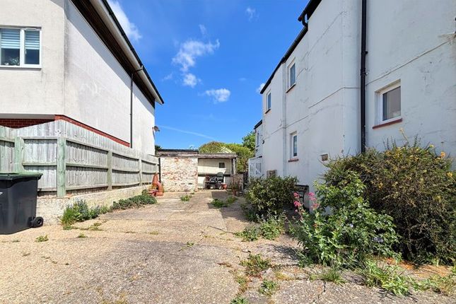 3, Hollybank, Lee-On-The-Solent photo 2