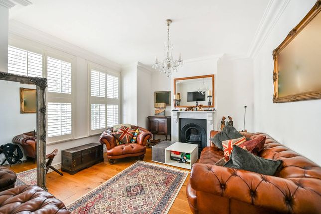 End terrace house for sale in Raleigh Road, Kew, Richmond