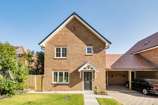 3-bed detached on 22, Beacon Bottom, Southampton, £512,500