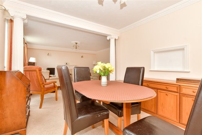 3-bed flat on Bower Hill, Epping, £650,000