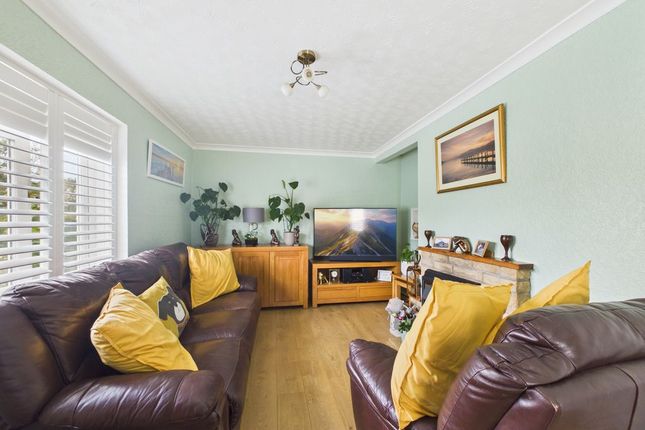 2, Orchard Close, Stonehouse photo 3