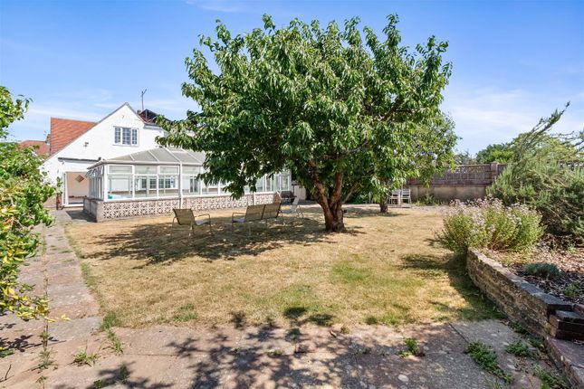 43, Loxwood Avenue, Worthing photo 4