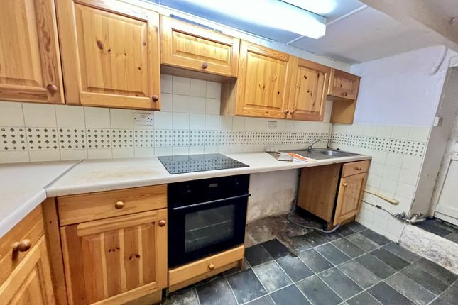 Corner Cottage, 1 Cherry Garden Street, Mousehole, Penzance photo 4