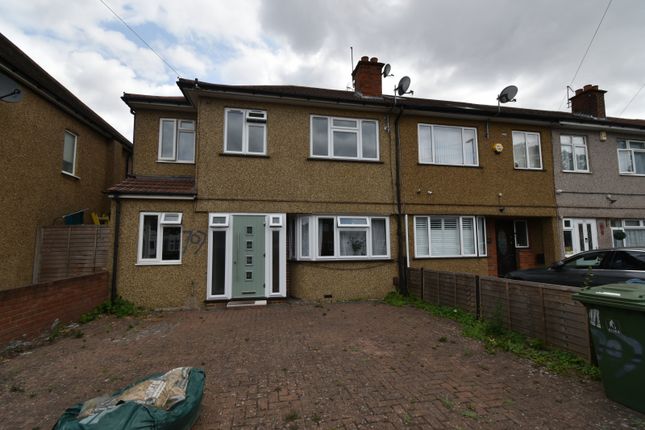 Spacious 6-Bedroom Extended End-Of-Terrace House Ha4