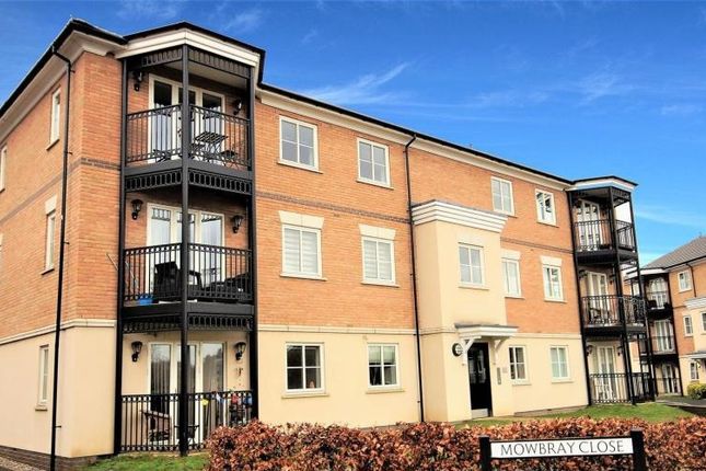 2 bed property for rent in Mowbray Close, Epping, Essex CM16