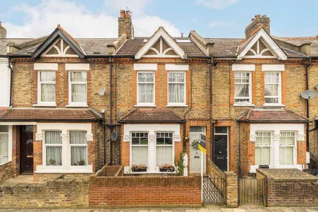3-bed flat on 7A, Lydden Grove, London, £600,000