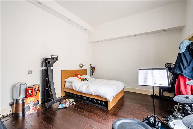 Flat to rent in Hill House, Mallow Street, London