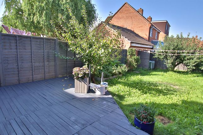 16, Columbine Road, Tewkesbury photo 5