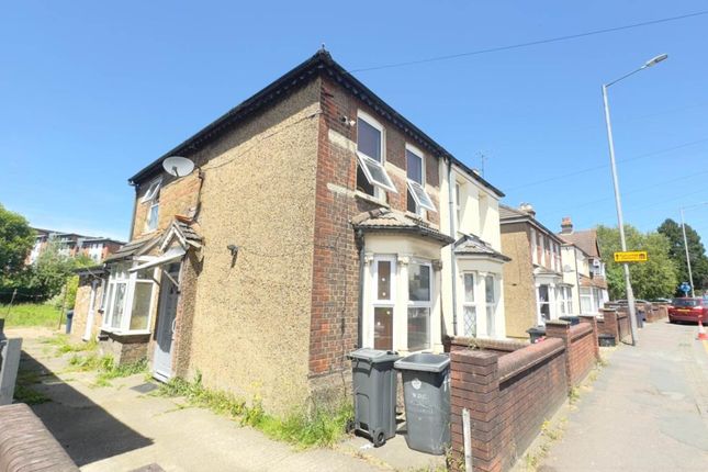 77, Hughenden Road, High Wycombe photo 2
