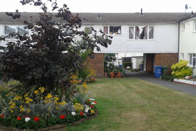 2 Bedroom Maisonette For Sale.