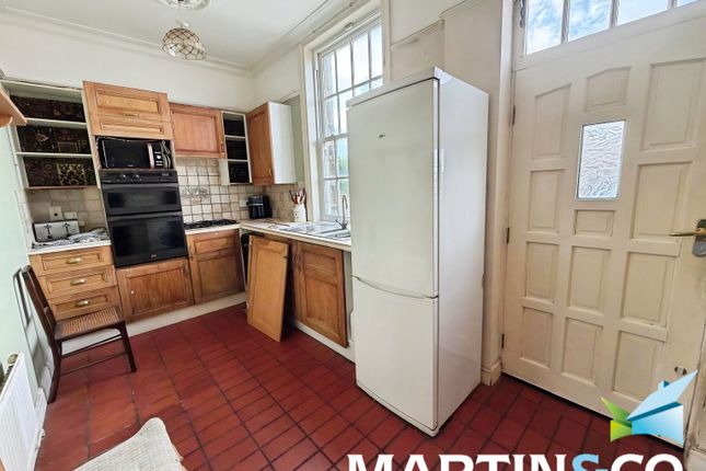 213, Brandy Carr Road, Wakefield photo 5