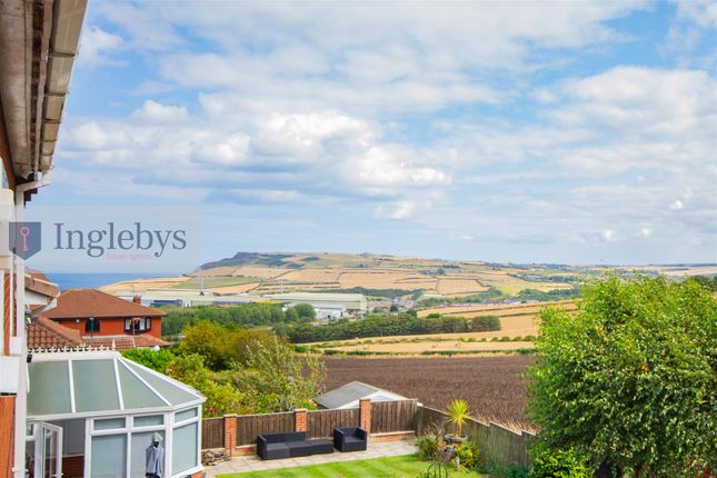 32, Carvers Court, Brotton photo 2