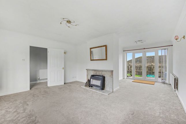 2 Maddoxford Way, Southampton photo 2
