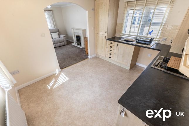 45, Fairholme Park, Newark photo 4
