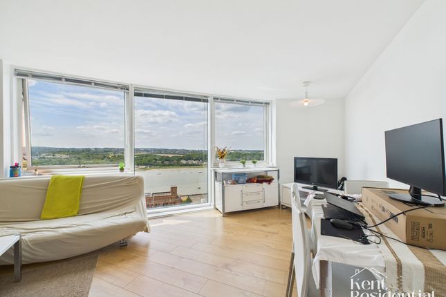 Apt 109, Marina Point West, Chatham photo 3
