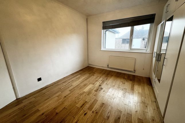 19, Eversleigh Avenue, Thornton-Cleveleys photo 4