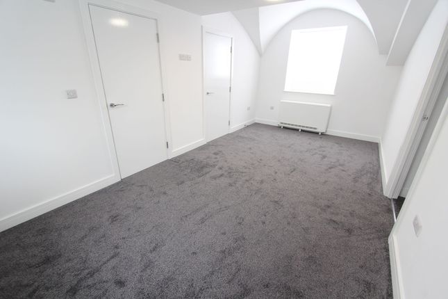 Flat to rent in Flat 1 102 Chaucer Close, Sheffield