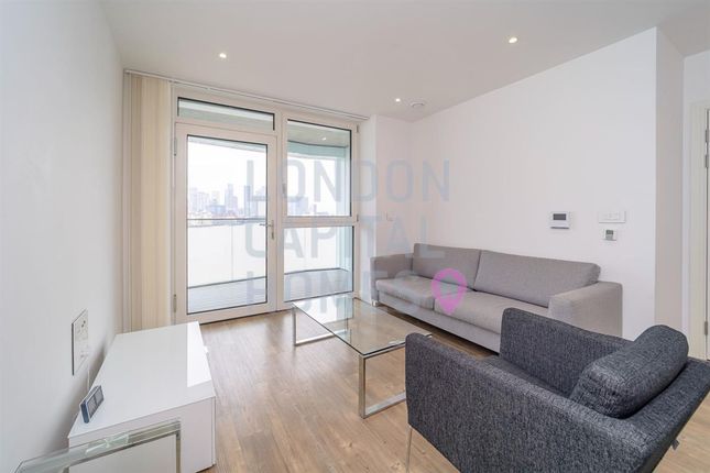 Apartment 33, Gordian Apartments, 34 Cable Walk, London photo 3