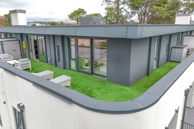 Apartment 16, Hayden Park, St. Marychurch Road, Torquay photo 2