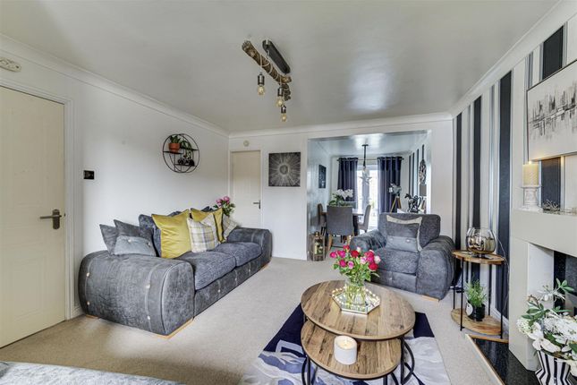 28 Melton Drive, Congleton photo 3