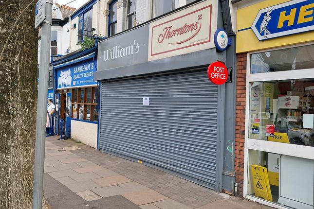Retail premises to let in 55 St. Peters Avenue, Cleethorpes, Lincolnshire