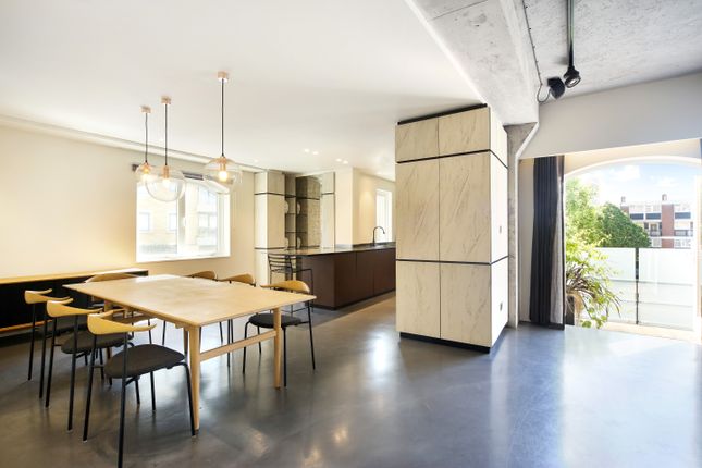 Thumbnail Flat to rent in West Flat, Parkgate Road
