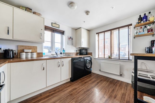 3, Chaffinch Way, Banbury photo 4