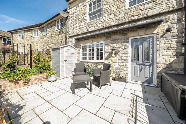 Purbeck House, Brinsley Close, Sturminster Newton photo 3