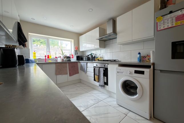 32, Lisvane Street, Cardiff photo 5