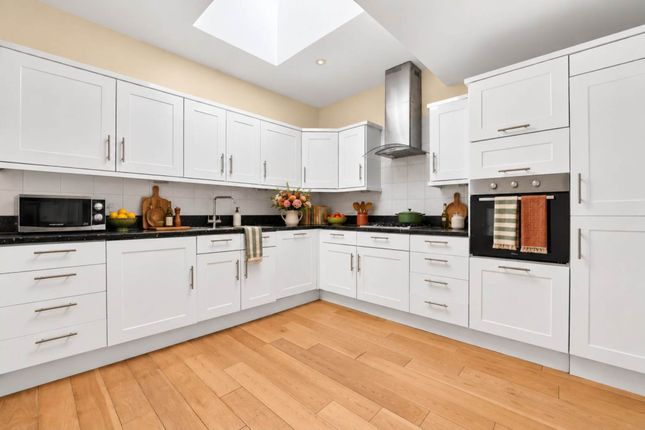12, Spencer Place, London photo 4